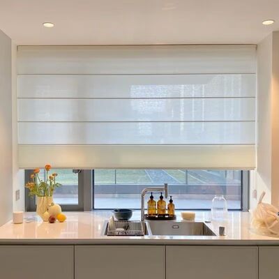 Guter Preis Elektrische Smart Roman Blinds Drahtmotor Gewerbeflächen Custom Online